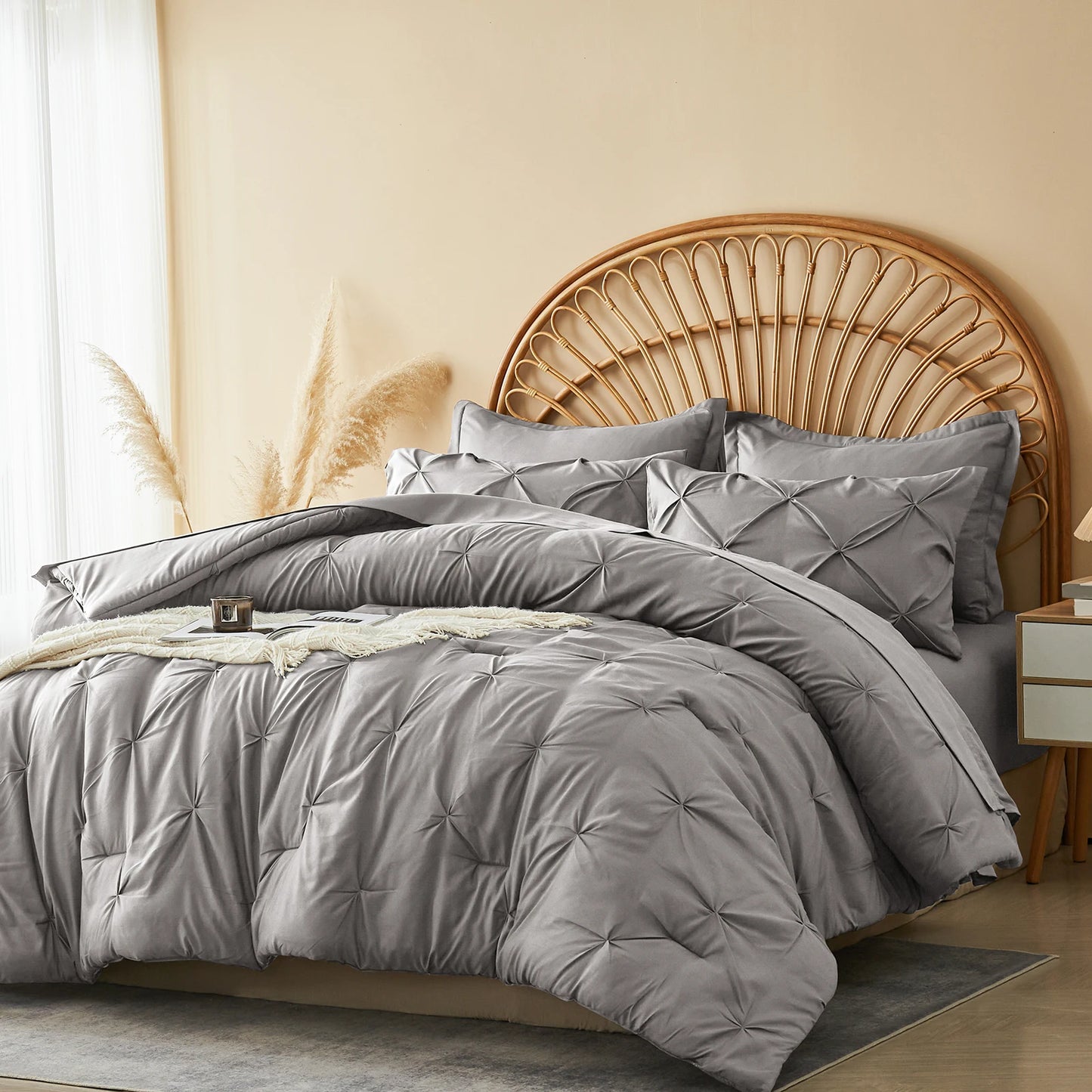 Luxury Pinch Pleat Bedding Set